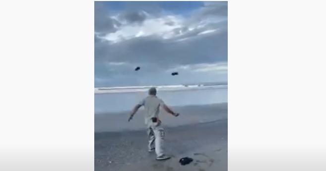 Minae investiga actuación de guardaparques que tiraron al mar pertenencias de turista