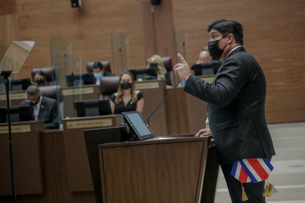 “Que sea sincero de los errores cometidos”: diputados piden sinceridad a Alvarado en discurso de despedida