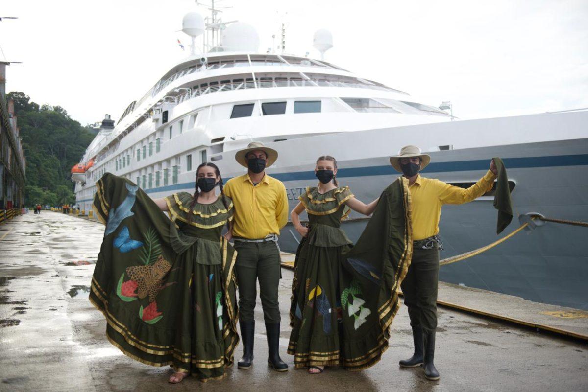 Tras 17 meses de cierre por pandemia, llegó  a Golfito primer crucero con turistas