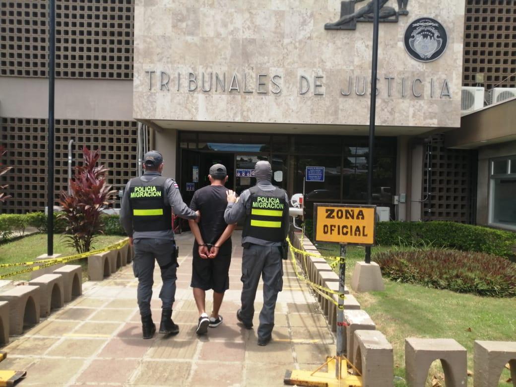Policía detiene a extranjero que vivió 9 años en Costa Rica con identidad falsa