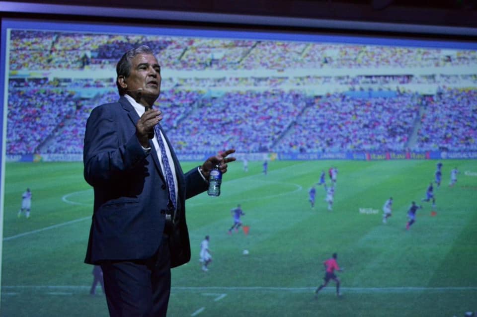 Jorge Luis Pinto reveló el secreto para que el fútbol de Costa Rica recupere el nivel de 2014