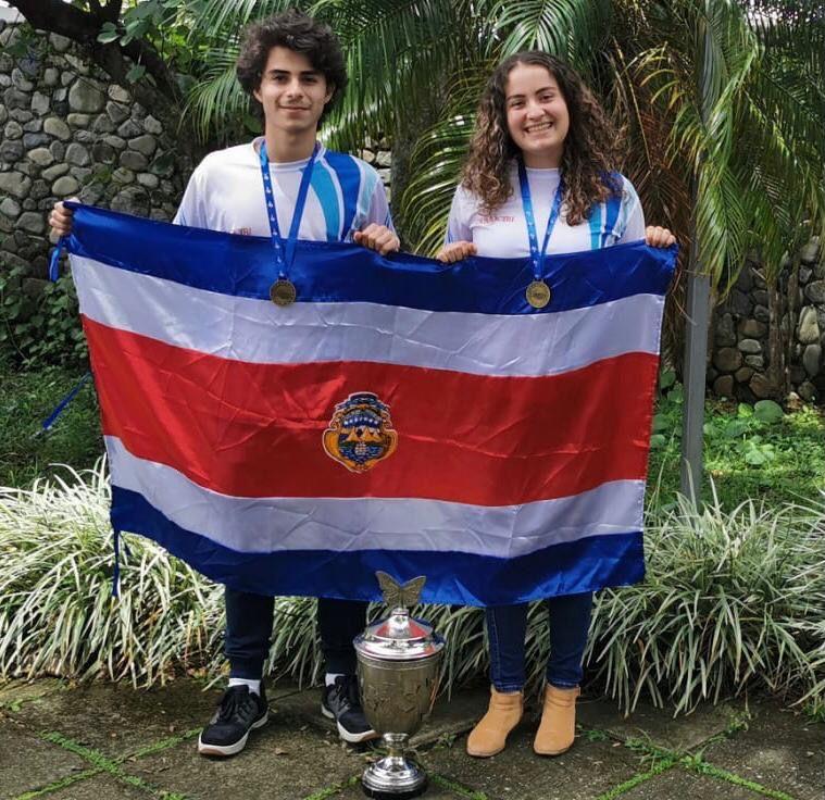 ¡Estudiantes de Oro! Jóvenes ganan medallas en Olimpiada Iberoamericana de Biología
