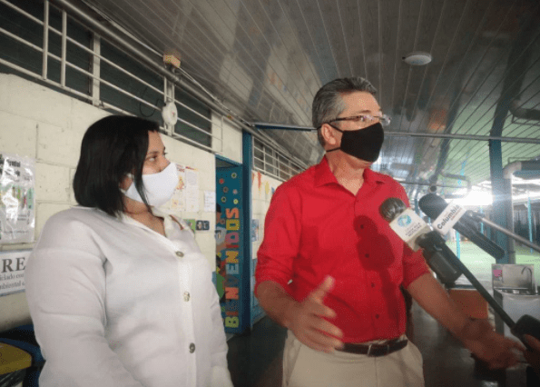 Despedida de Welmer Ramos a Paola Vega genera nuevo incendio político en el PAC