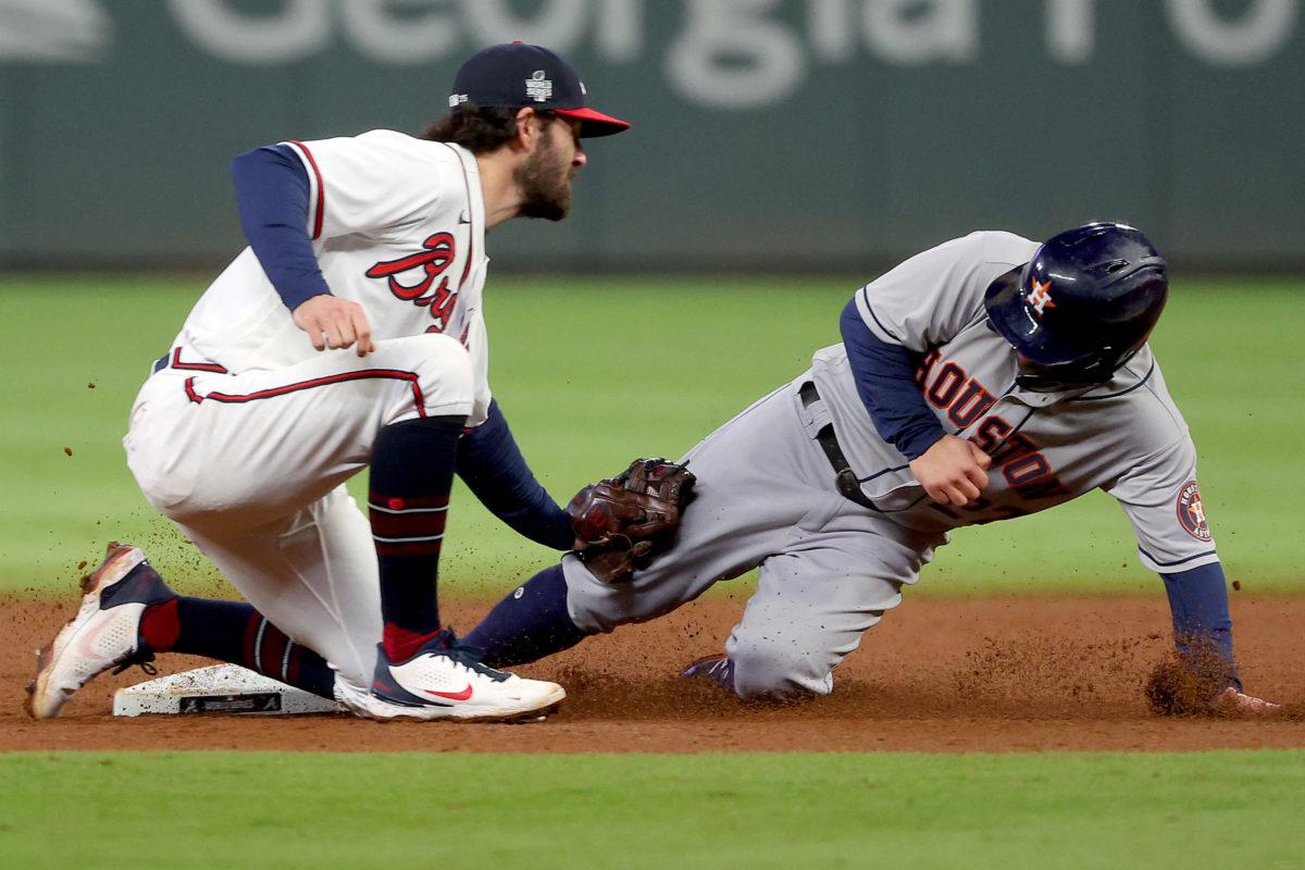 Los Astros de Houston no se rinden y vuelven a casa para definir la Serie Mundial