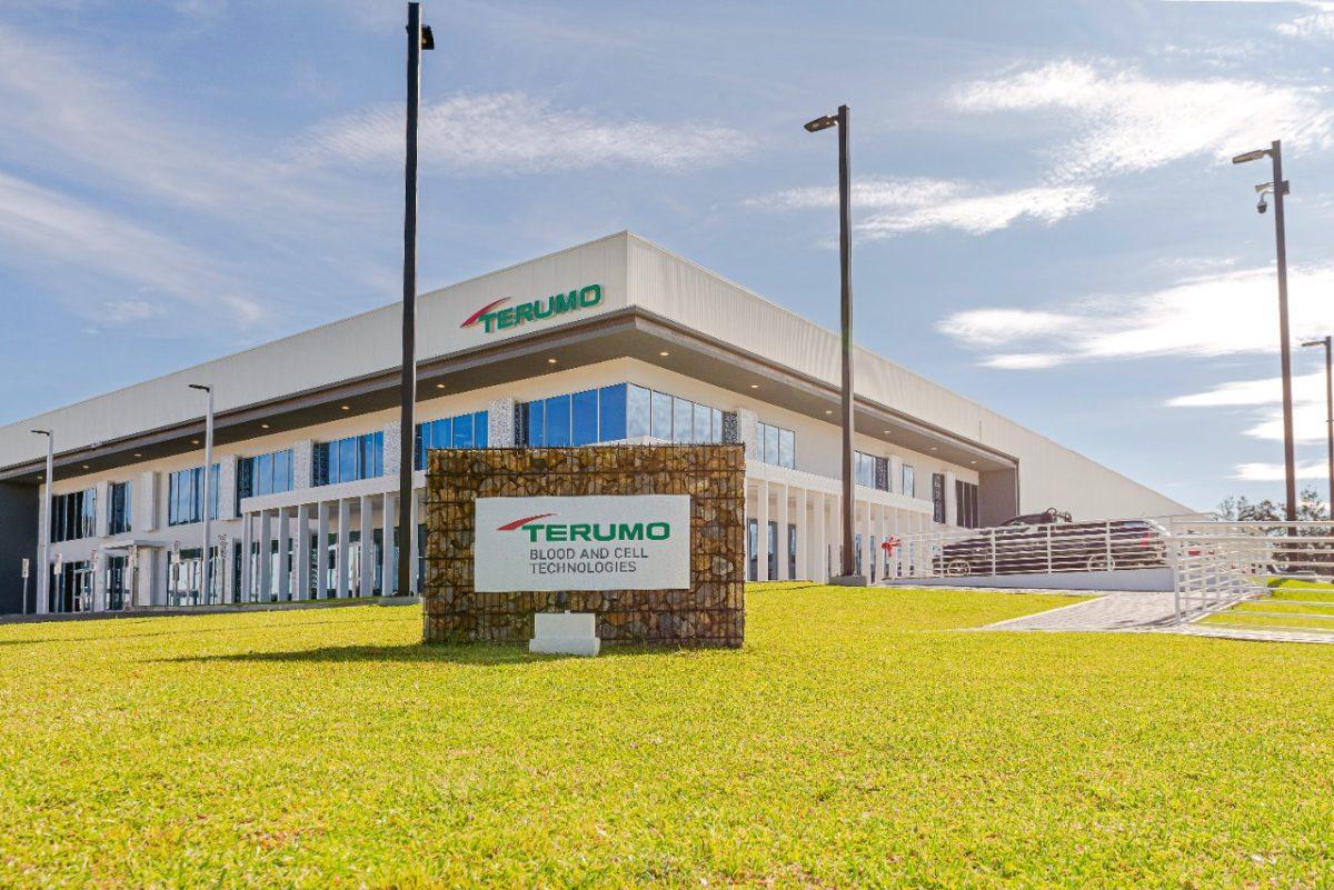 Empresa de tecnología médica Terumo invirtió $60 millones en nueva planta y dará 700 empleos
