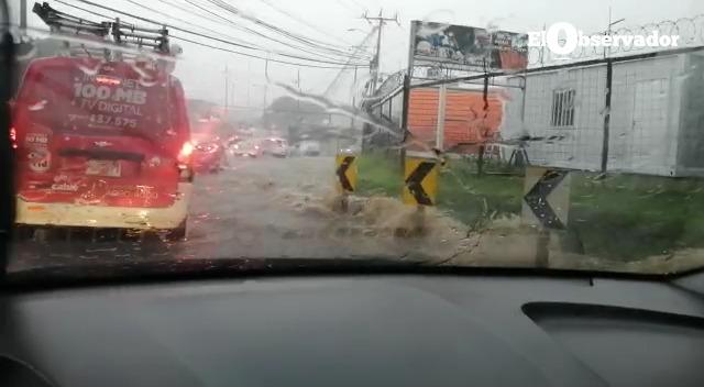 ¡Más lluvias! Entrada a Costa Rica de primera onda tropical alerta a las autoridades de emergencia
