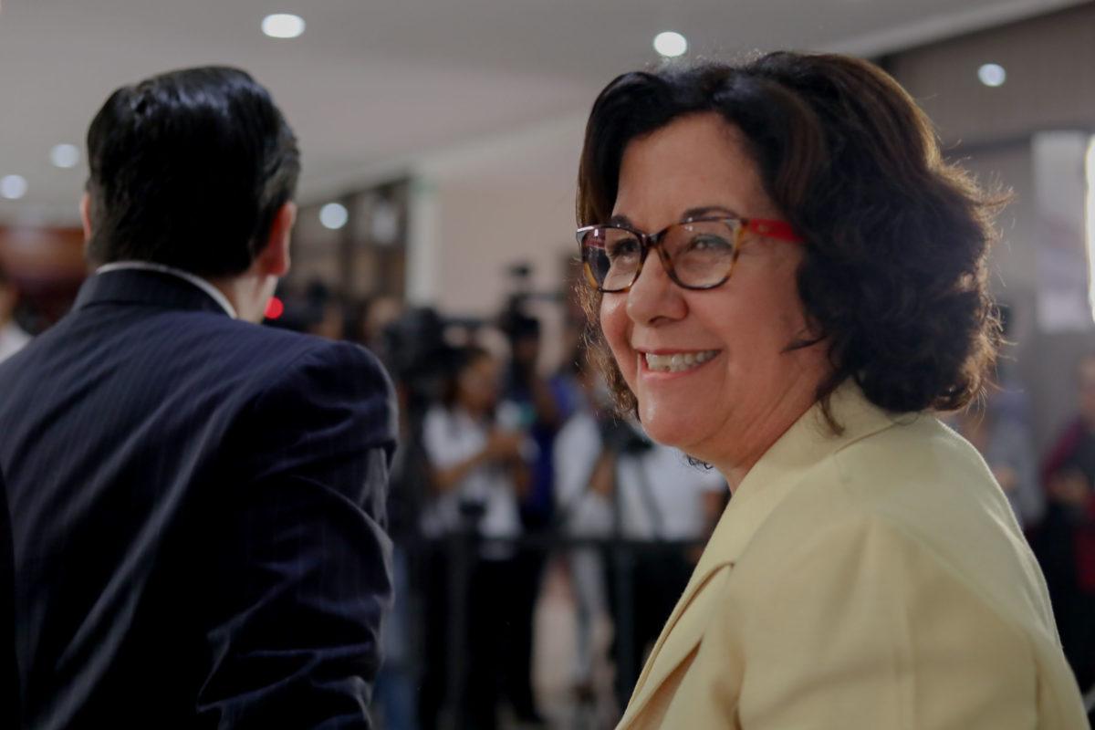 Exministra Guiselle Cruz seguirá trabajando en el MEP y ganará más que nuevo ministro