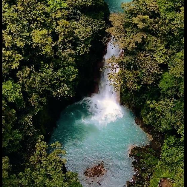 ¿Costa Rica desde las alturas en formato vertical? Esto captaron más de 100 drones