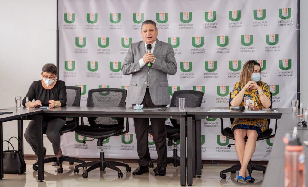 Johnny Araya deja la presidencia de Unión de Gobiernos Locales