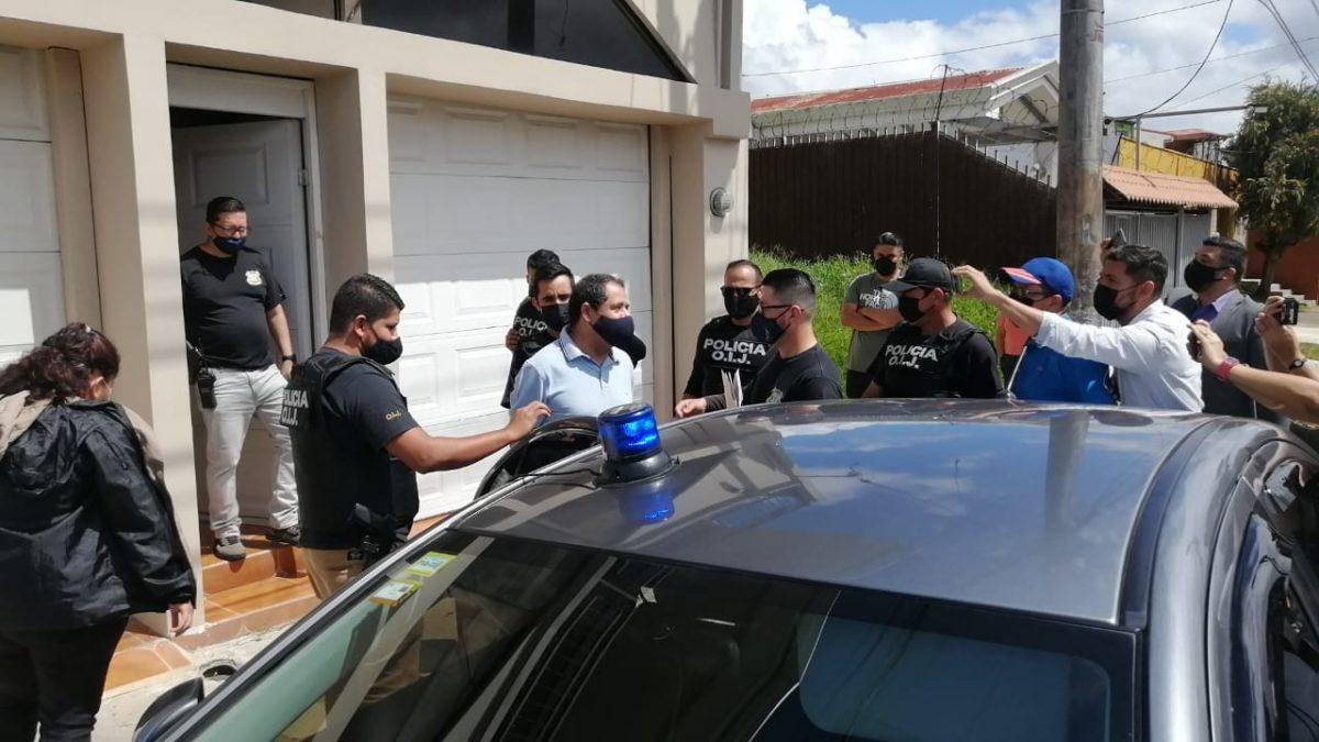 Concejo Municipal de Cartago acordó suspender salario del alcalde Mario Redondo