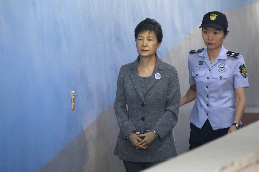 Corea del Sur indulta a expresidenta Park, condenada por corrupción