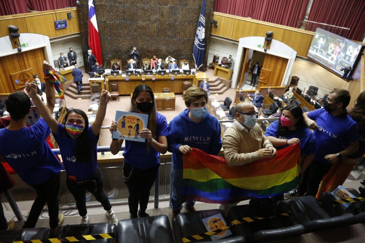 Congreso de Chile aprobó matrimonio igualitario