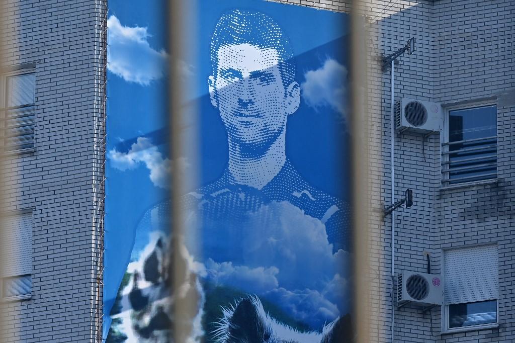Djokovic abandona Australia tras perder la batalla legal contra su expulsión