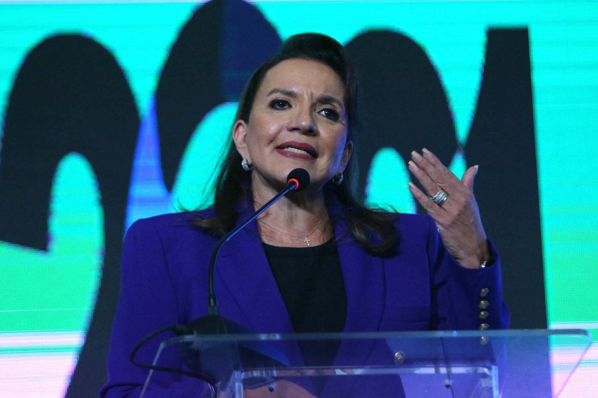Costa Rica reclama a presidenta de Honduras por publicaciones a nombre de Celac, incluyendo felicitaciones a Putin