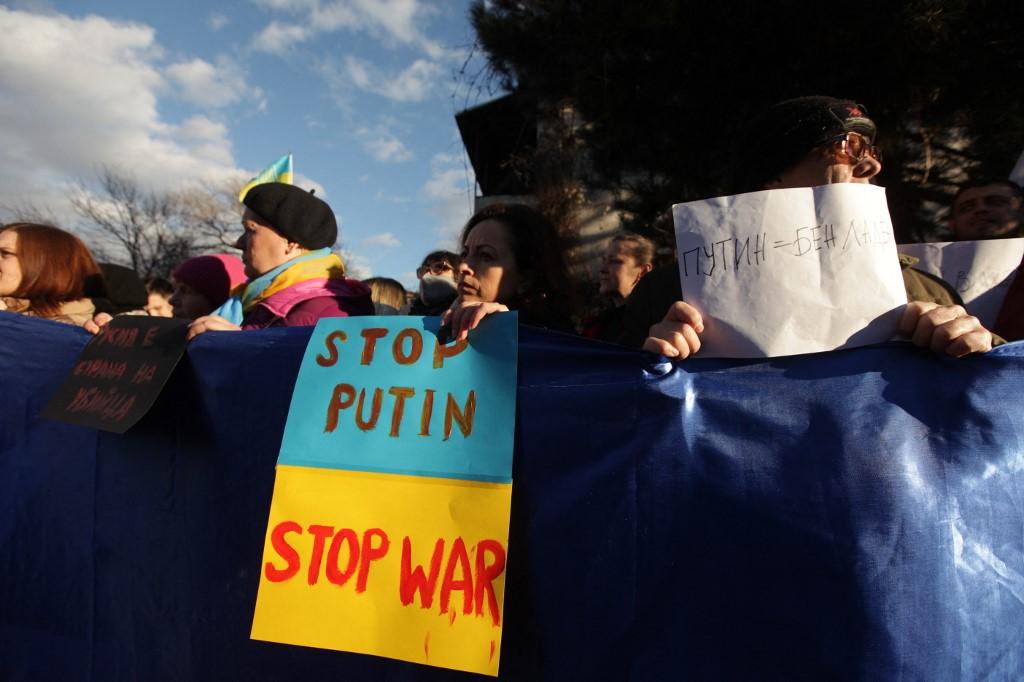 Rusia Ucrania: Miles de personas salen a las calles a pedir que Putin detenga la “locura” de la guerra