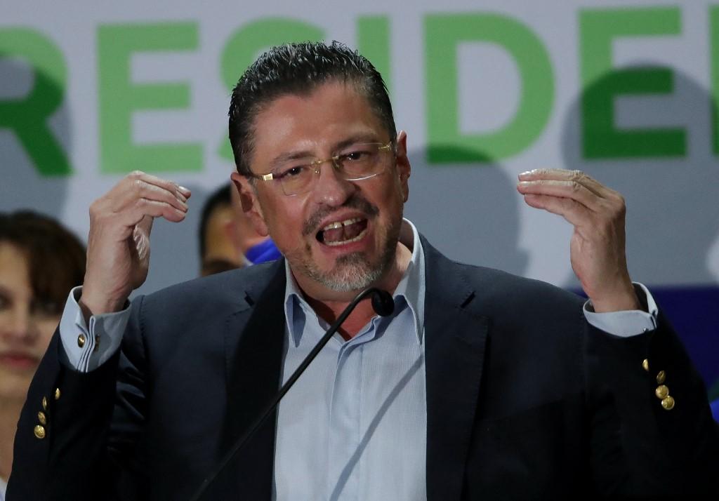 Arnoldo André ahora desliga a polémico fideicomiso de la candidatura de Rodrigo Chaves