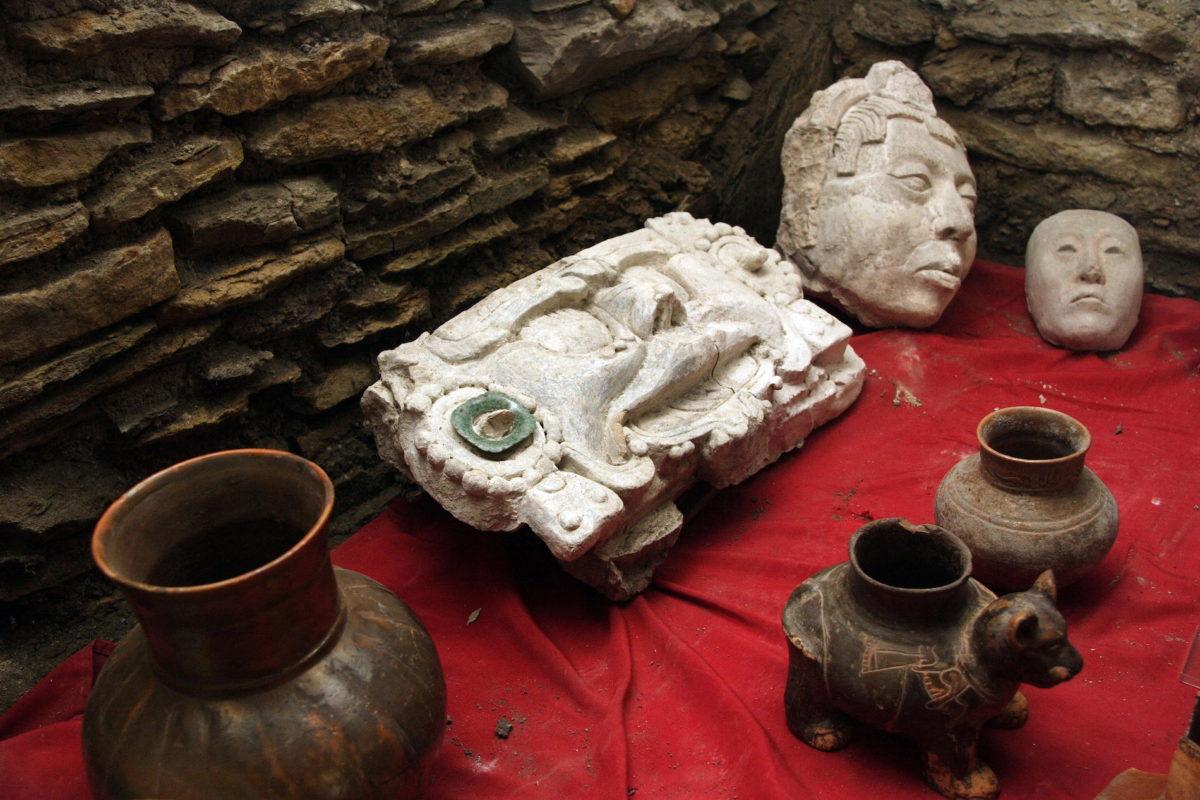 Seis países de América Latina rechazan remates de objetos prehispánicos en Francia