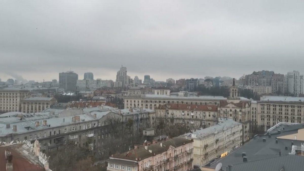 Se escuchan explosiones en la capital de Ucrania, Kiev y otras ciudades