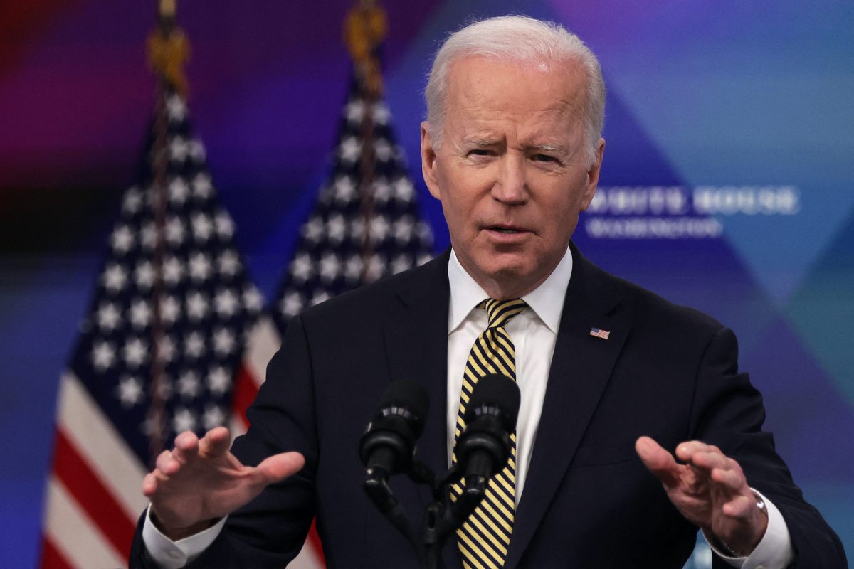 Biden anuncia ayuda militar adicional a Ucrania por $800 millones; incluye armas antiaéreas de más largo alcance