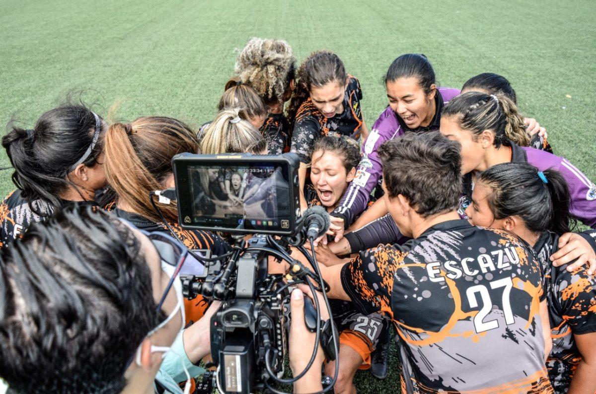 “El cambio inicia en la cancha”: campaña resalta lucha de jugadoras de fútbol de Costa Rica