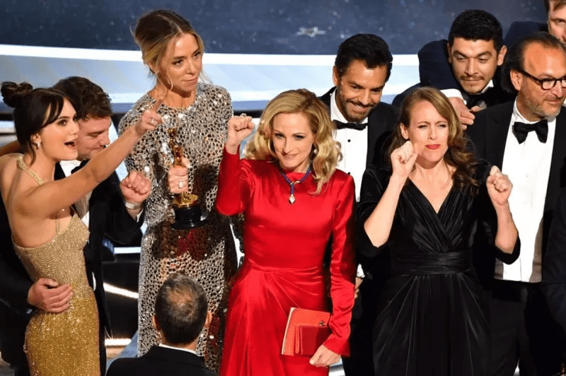Oscar 2022: CODA gana mejor película en una ceremonia eclipsada por la bofetada de Will Smith