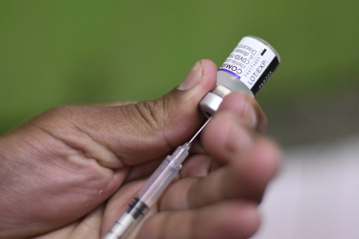 Contraloría advierte de falta de dosis y baja cobertura de vacunación, más allá de Covid-19