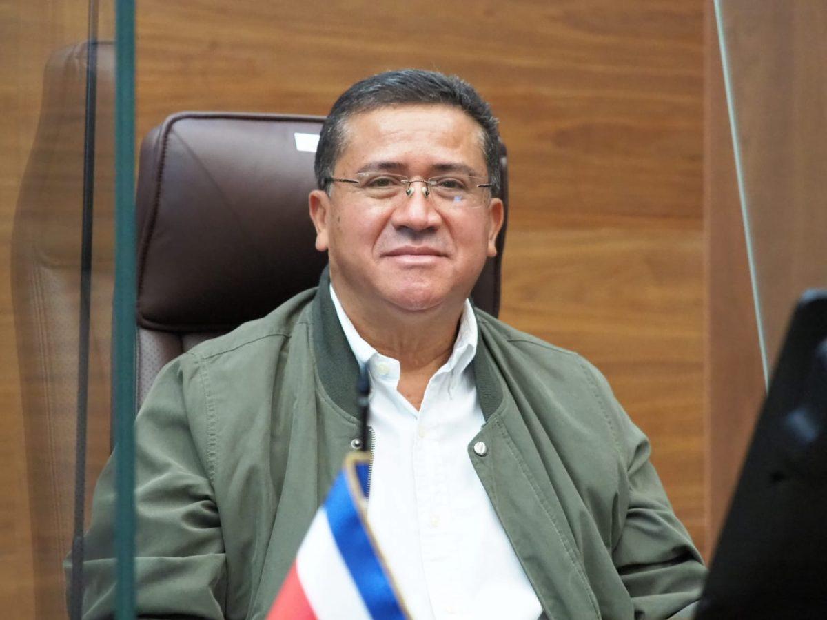 Luis Fernando Mendoza regresa al Congreso con la experiencia de haber sido alcalde