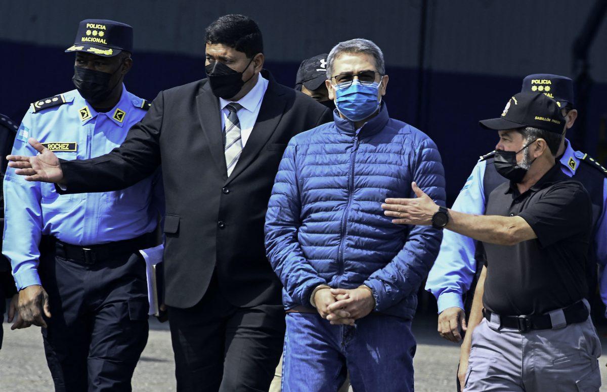 Expresidente de Honduras fue extraditado a EE.UU. por narcotráfico