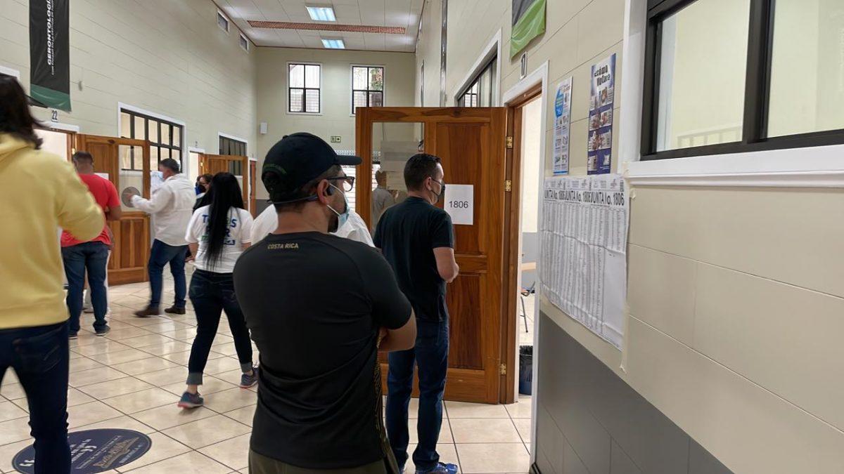 Segunda ronda: ya abrieron los centros de votación en Costa Rica