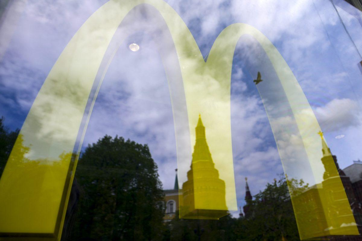 McDonald’s anuncia que abandona definitivamente su negocio en Rusia