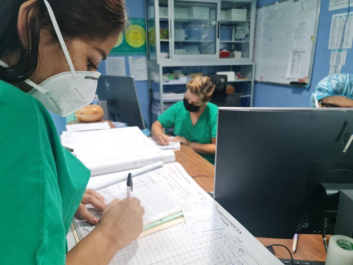 CCSS pretende en dos días reabastecer de papel centros médicos del país