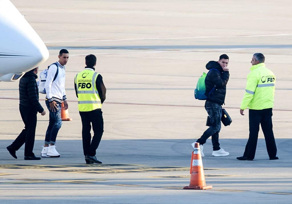 Di María llega a Turín para fichar por la Juventus