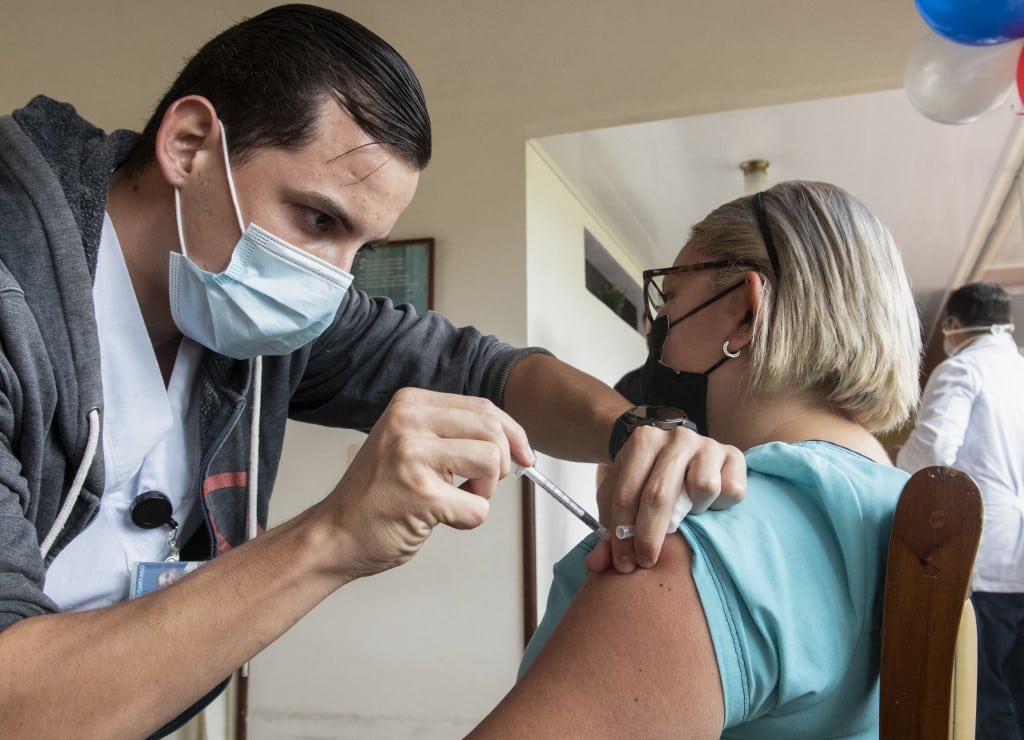 Infección del polio se eliminó de Costa Rica tras la introducción de una vacuna al esquema nacional