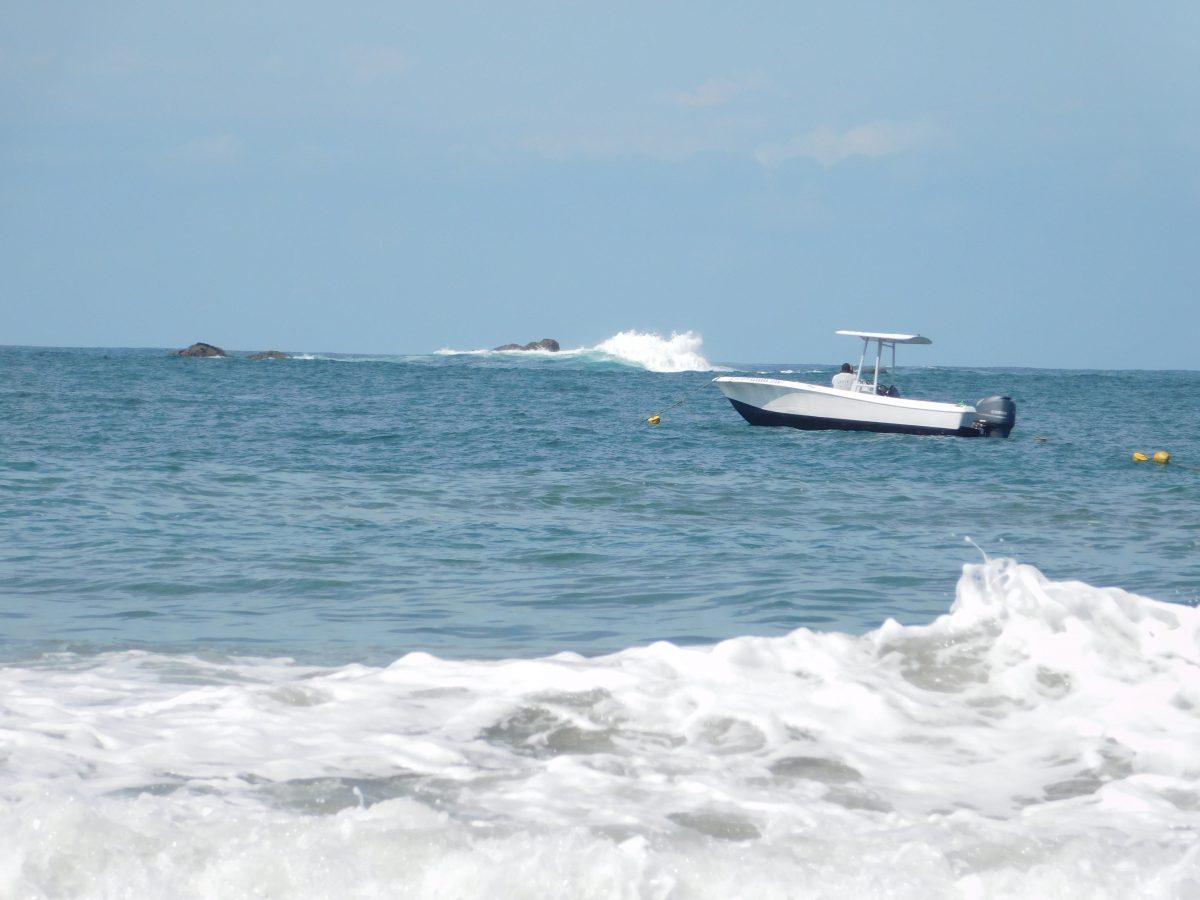 Caribe costarricense tendrá olas de hasta 4 metros por paso de tormenta tropical Bonnie