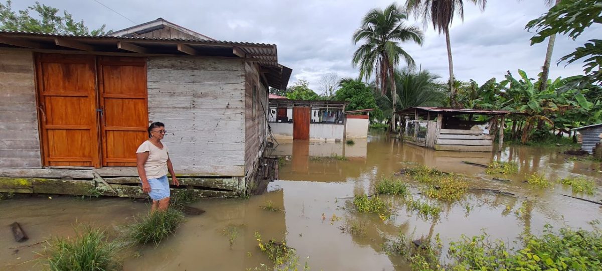 CNE contabiliza 109 incidentes por lluvias tras onda tropical #18, derrumbes afectan tres rutas