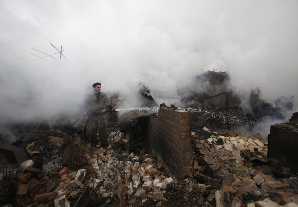 Mortíferos bombardeos rusos cerca de central nuclear ucraniana de Zaporiyia