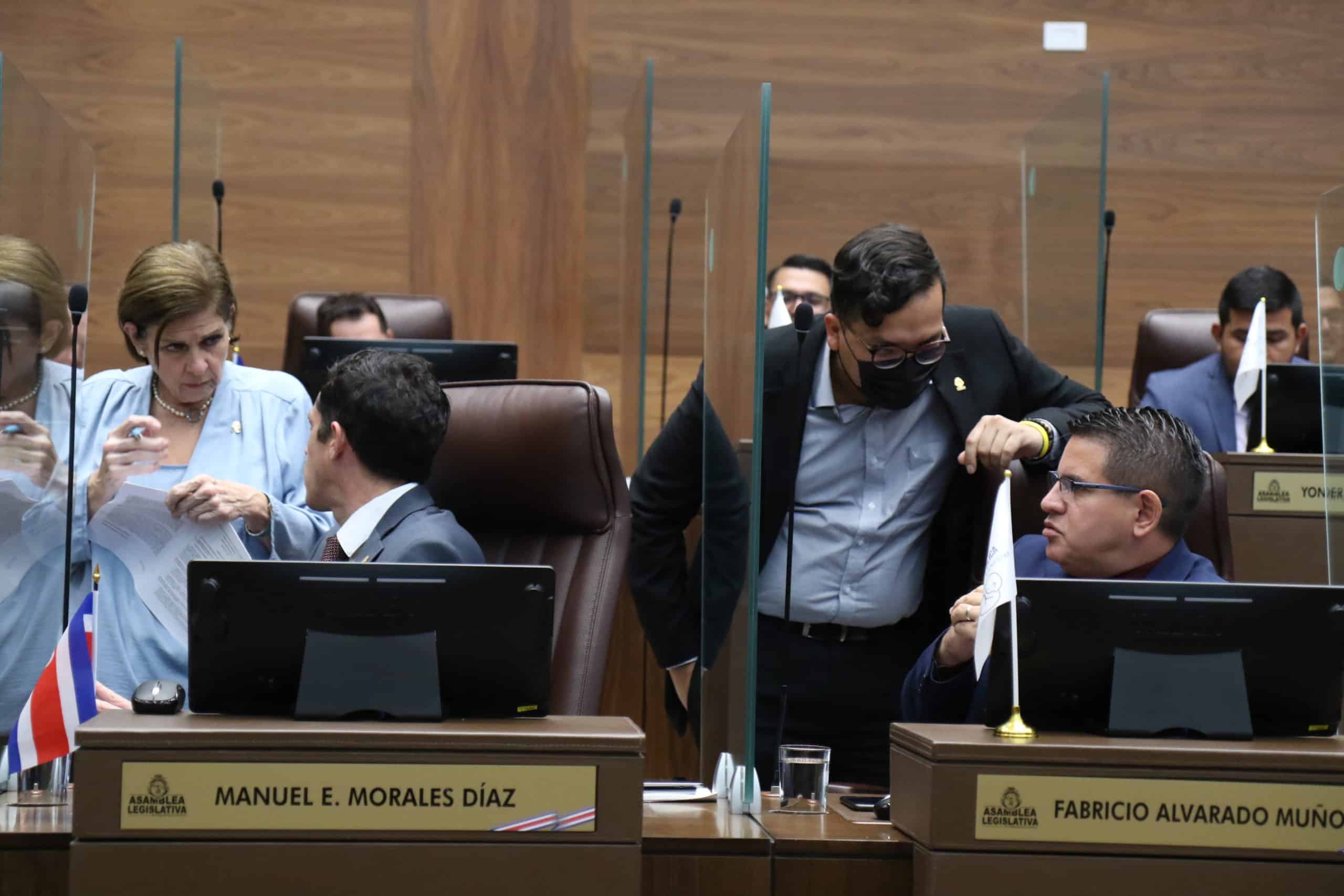 Diputados tendrán debate reglado sobre nombramientos de Rodrigo Chaves en la CCSS