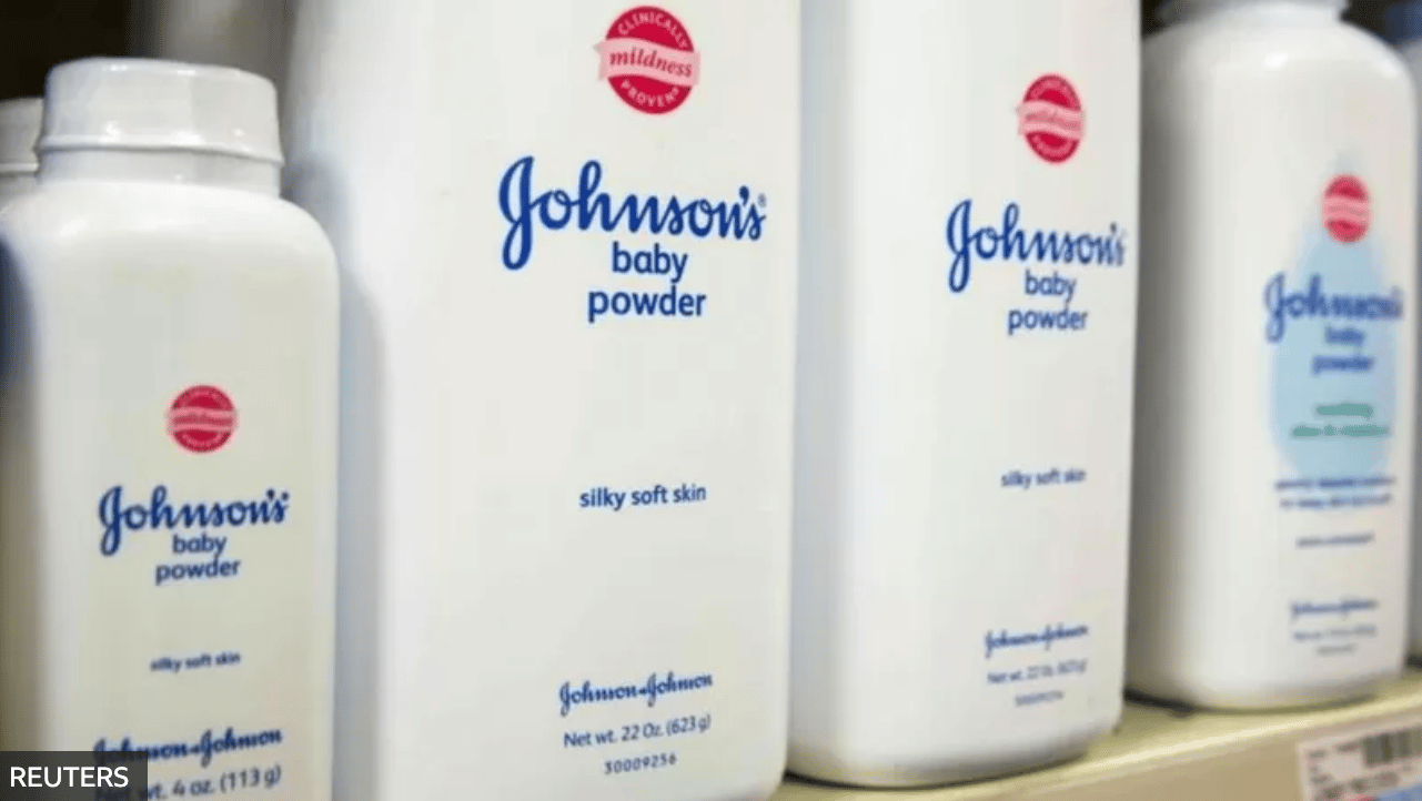 Johnson & Johnson dejará de vender en 2023 su talco para bebés