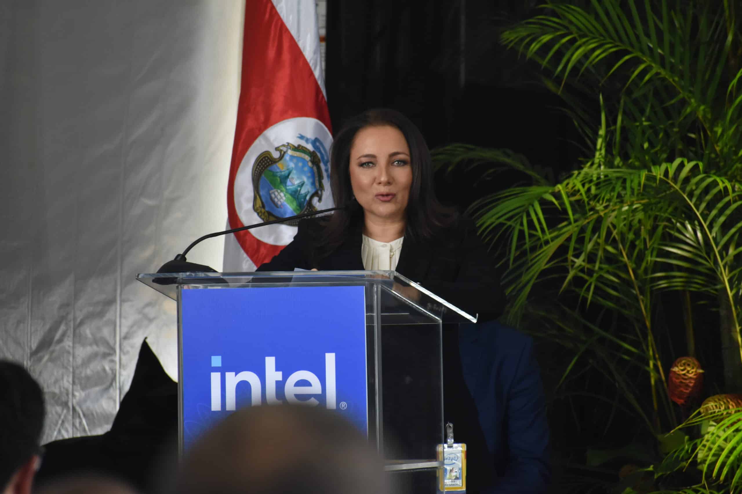 Intel celebra 25 años en Costa Rica con la inauguración de una nueva planta