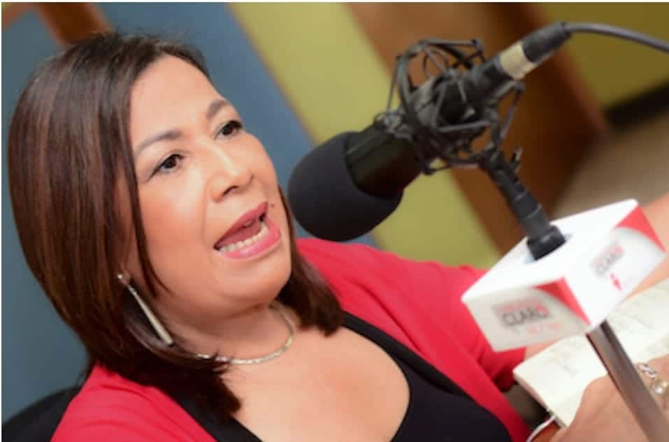Periodista Vilma Ibarra presenta amparo contra el gobierno por “acciones contra la libertad de prensa”