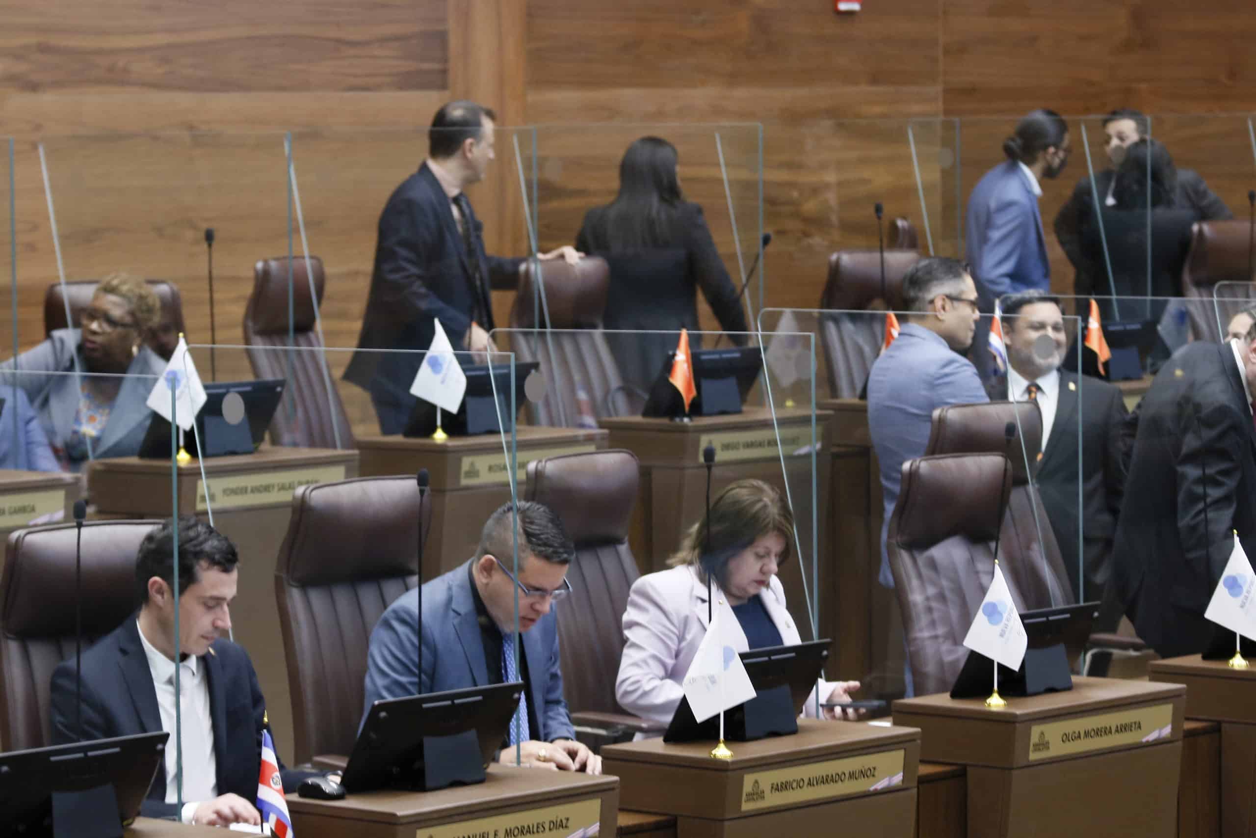Diputados resellan proyecto que saca al 9-1-1 de regla fiscal; Rodrigo Chaves deberá firmarlo