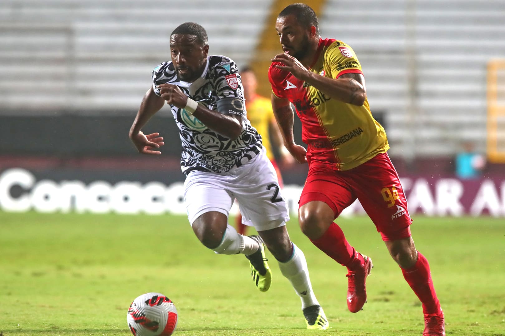 Herediano sufre de más y en los penales se mete en los cuartos de final de la Liga Concacaf