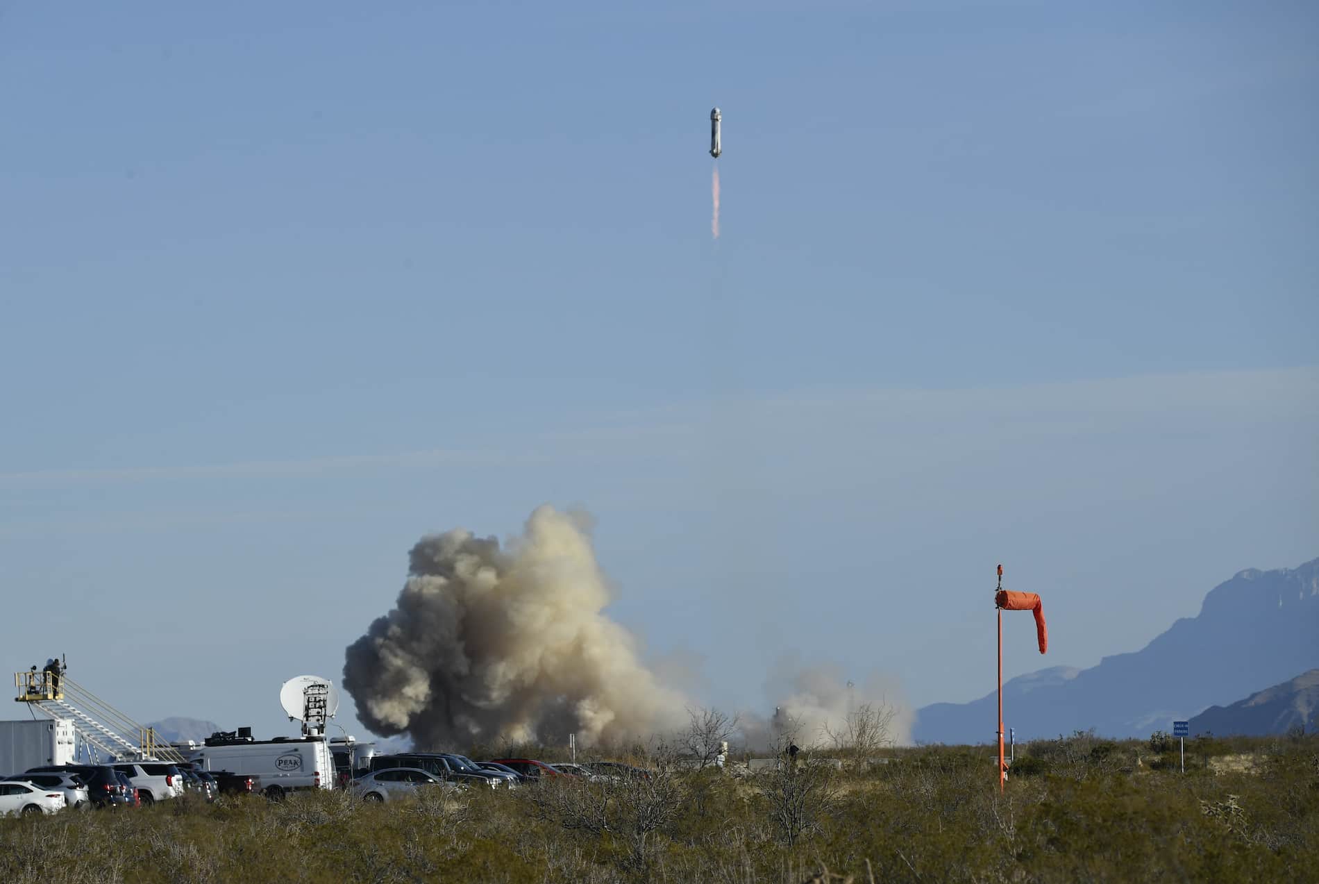 Cohete Blue Origin explota tras el despegue sin causar heridos