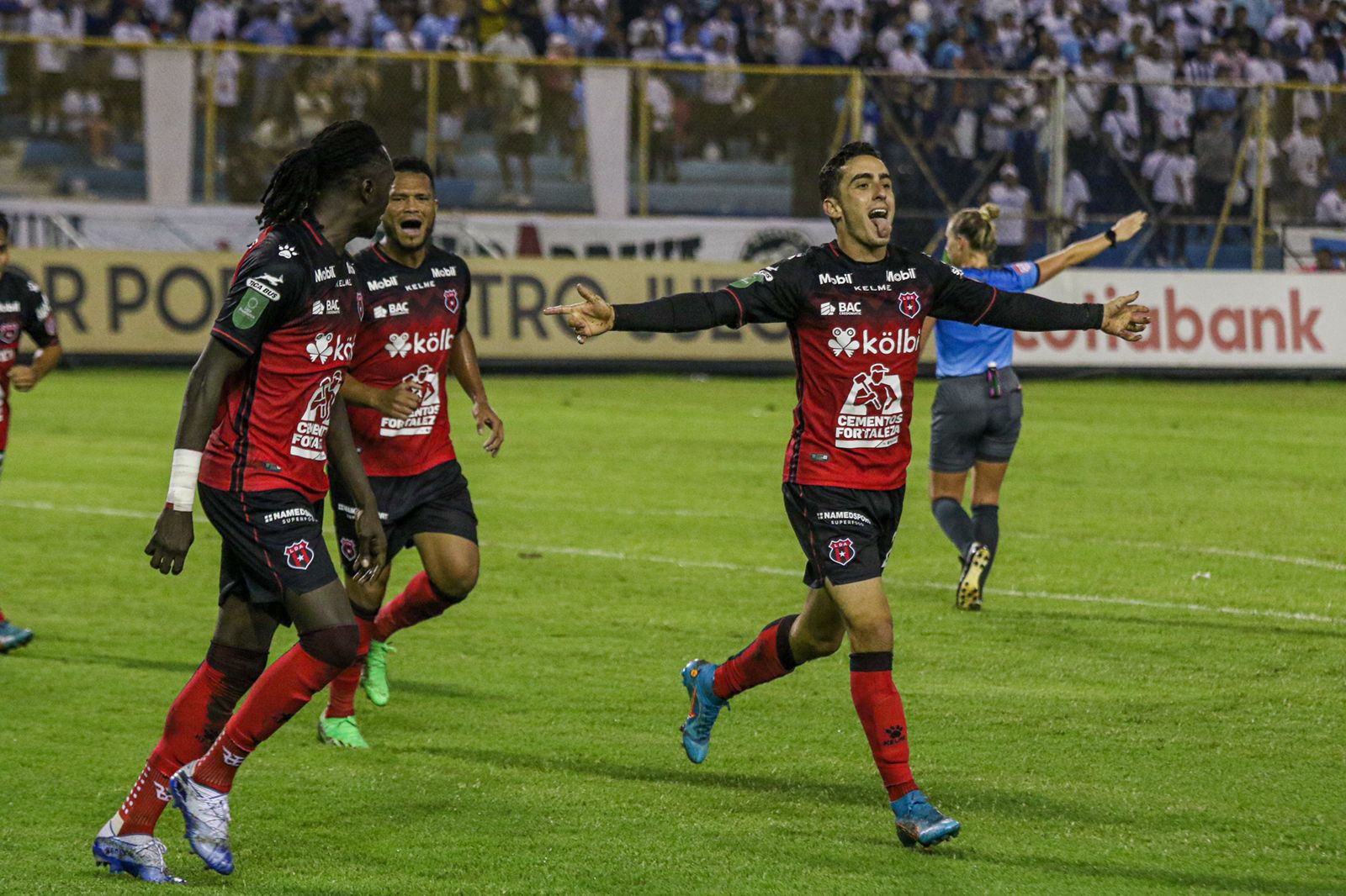 Alajuelense dio un paso en firme hacia las semifinales de la Liga Concacaf