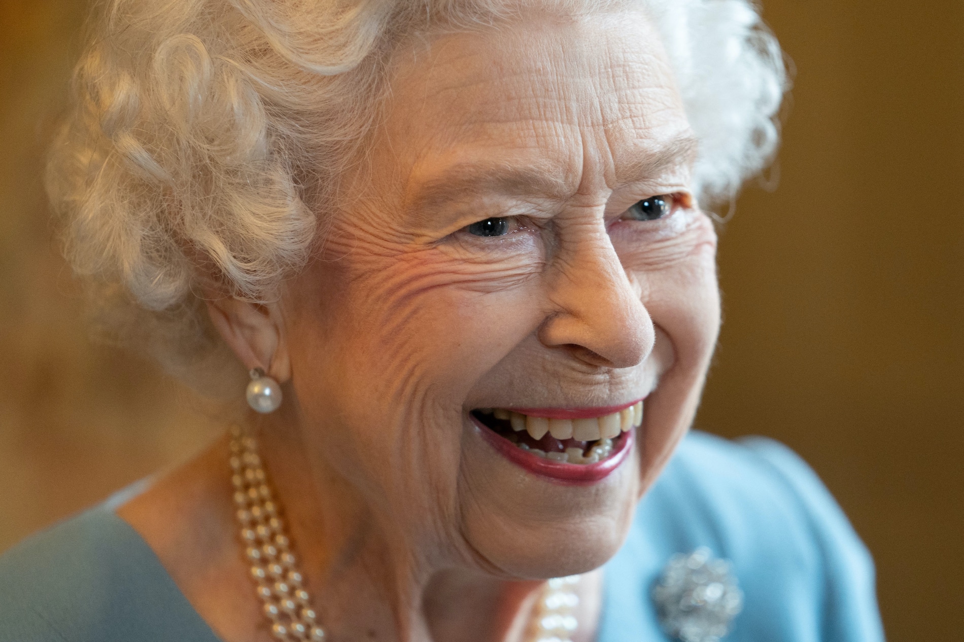 Desde ‘God Save The Queen’ hasta ‘Los Simpson’: Isabel II en la cultura popular