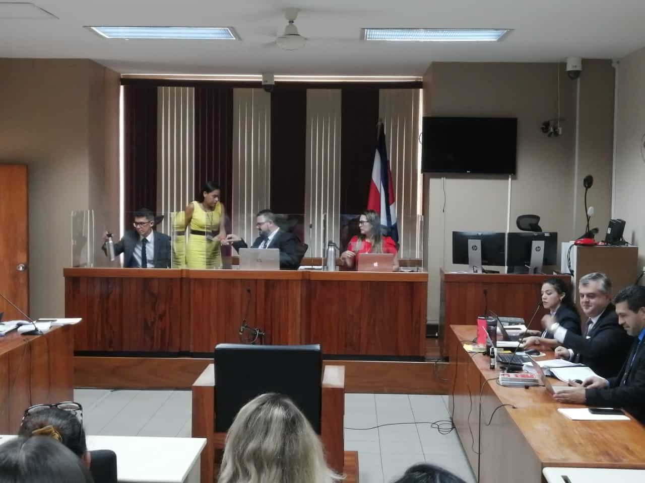 Se suspende juicio por homicidio de María Luisa Cedeño debido a covid-19 y atención urgente de imputados