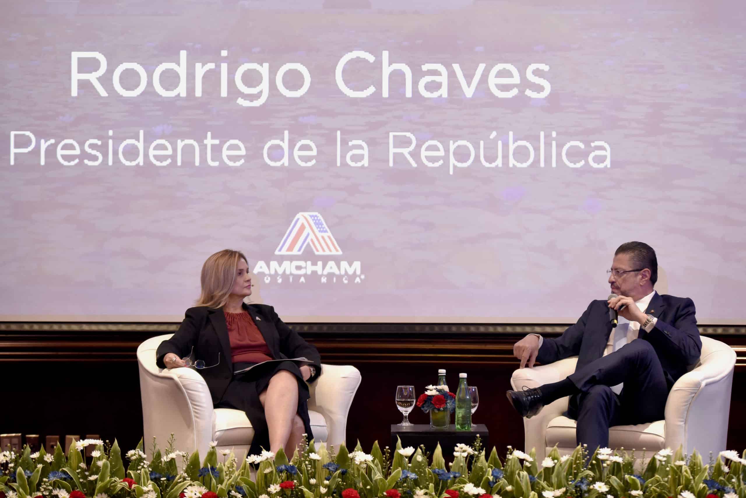 Reactivación económica: el tema del encuentro entre AmCham y Rodrigo Chaves