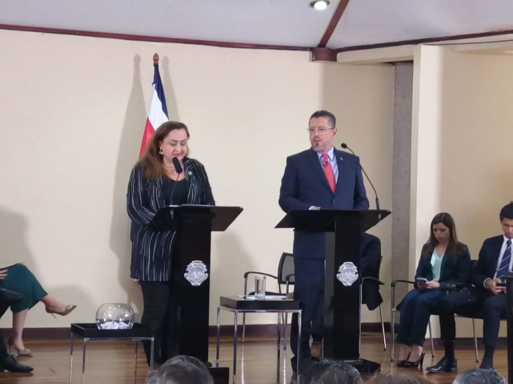 Rodrigo Chaves Casa Presidencial Viceministra de Gobernación Migración