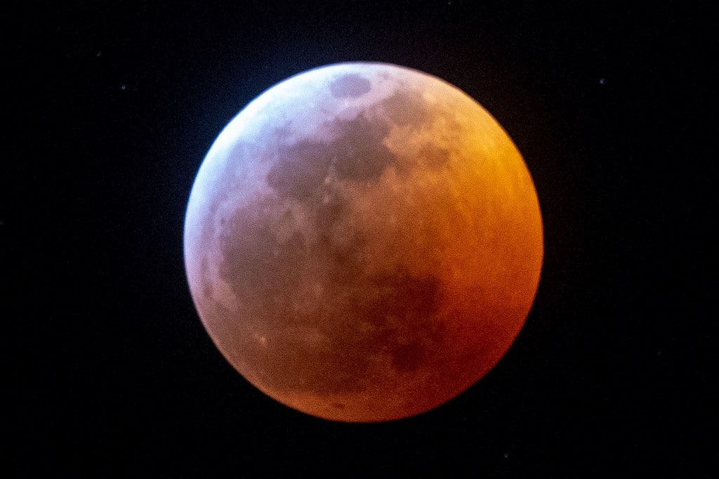 Así fue el eclipse lunar total que pudo verse en América Latina