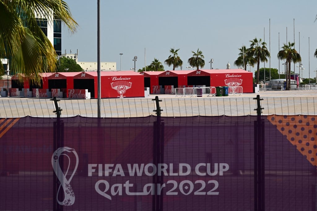 Catar prohíbe la venta de alcohol alrededor de los estadios a dos días del inicio del Mundial